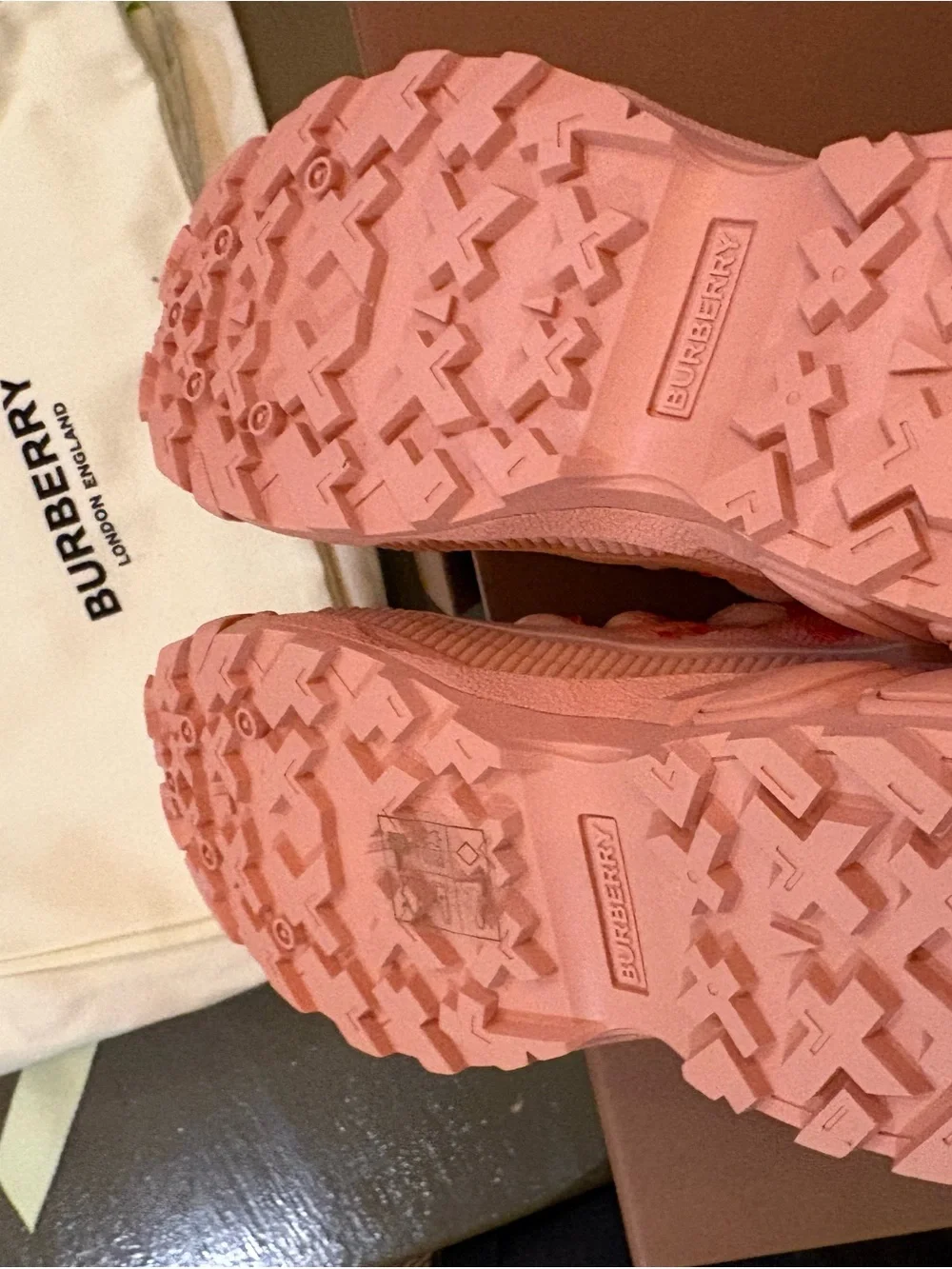Burberry Kids Peach-Pink Chunky Athletic Sneaker